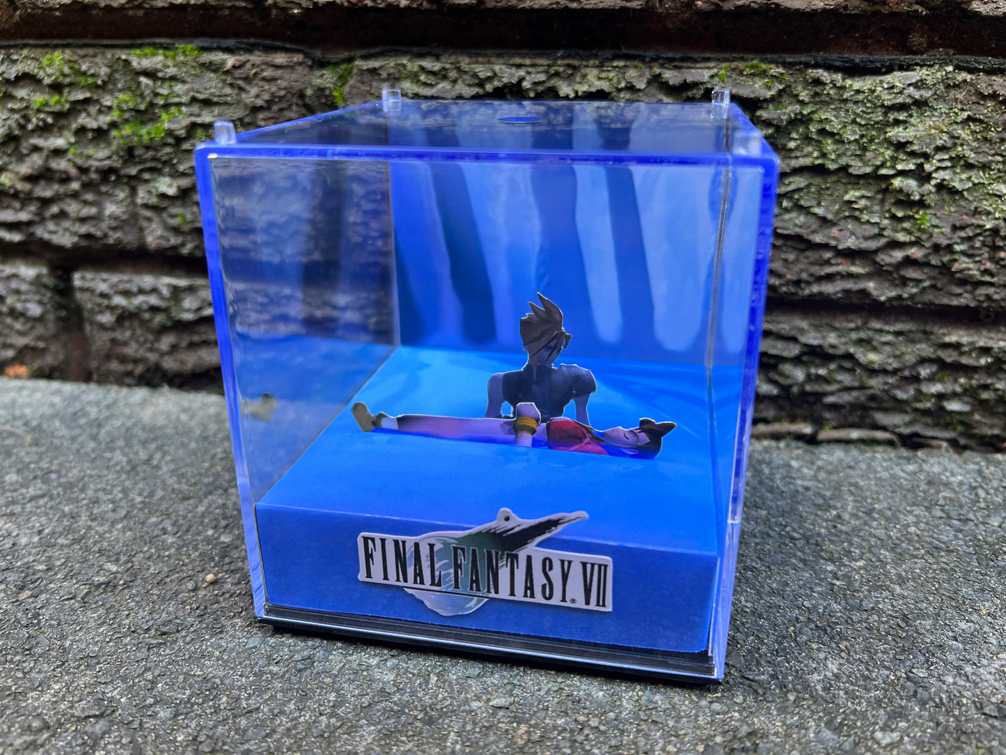 FF7 Cloud & Aerith - 3D Game Cube Diorama