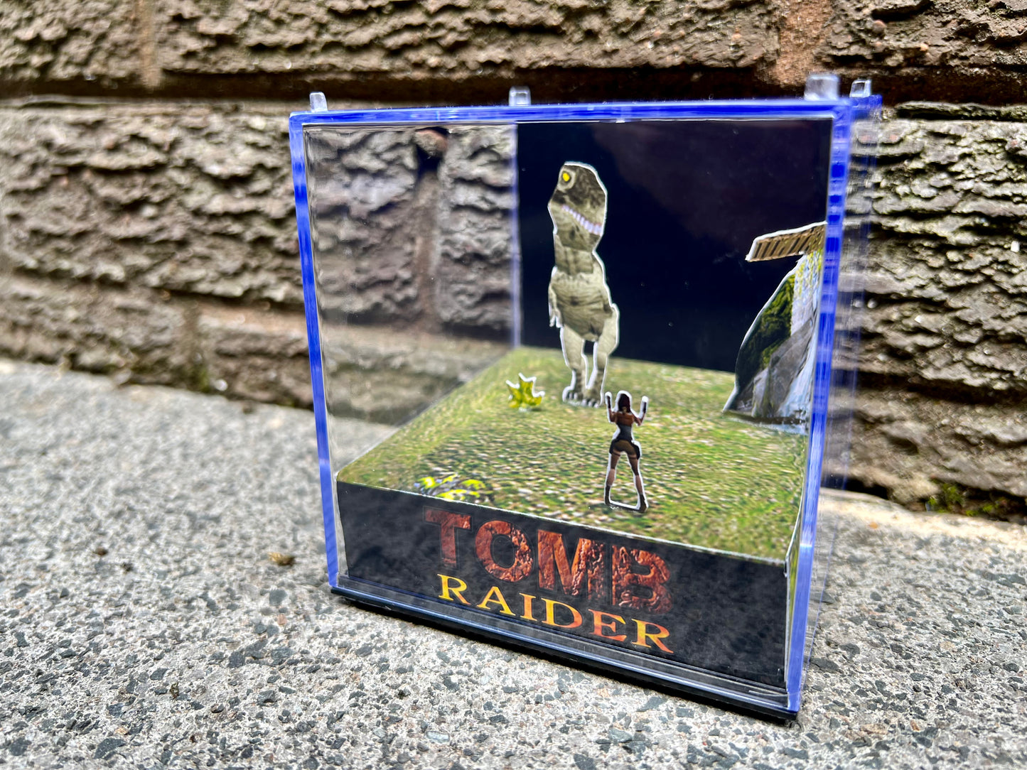 TOMB RAIDER - 3D Game Cube Diorama
