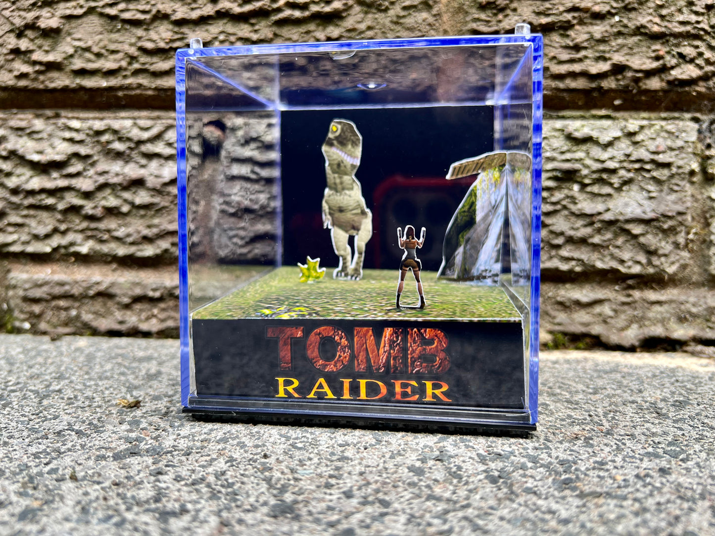 TOMB RAIDER - 3D Game Cube Diorama