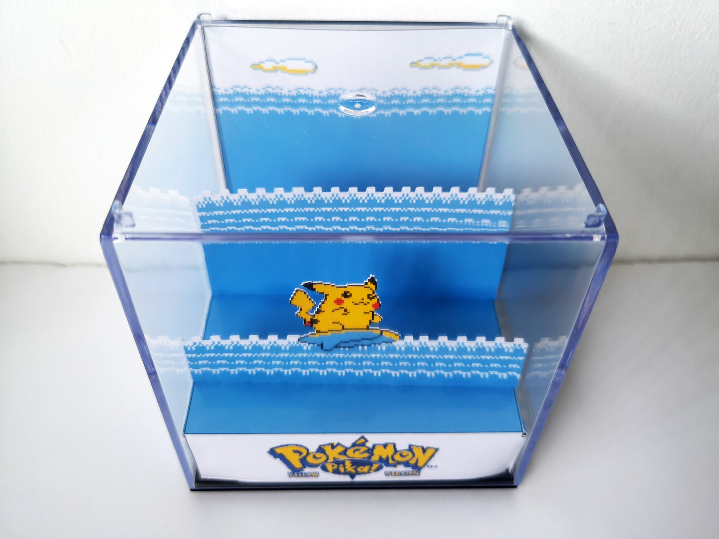 POKEMON SURFING PIKACHU Pokemon Yellow - Game Cube Diorama