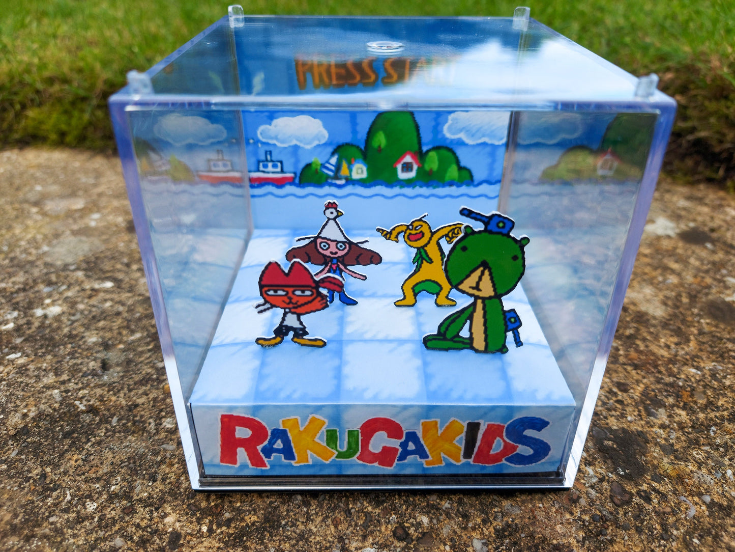 RAKUGA KIDS - 3D Game Cube Diorama